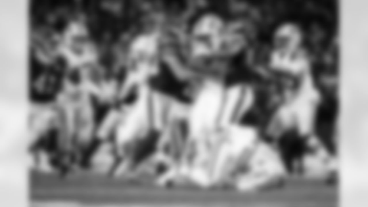 Buffalo Bills vs New York Jets, Regular Season, January 04, 2026 at Highmark Stadium.