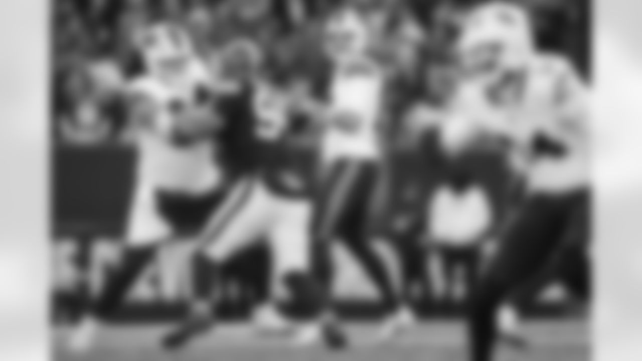 Cleveland Browns vs Buffalo Bills, Regular Season, December 21, 2025 at Huntington Bank Field.