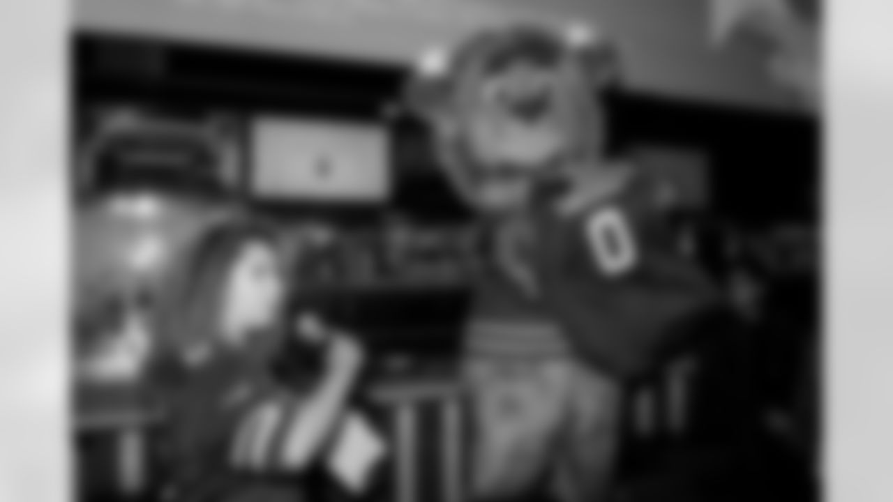 Bills v Chiefs Ontario Watch Party, November 02, 2025 at Real Sports Bar & Grill.