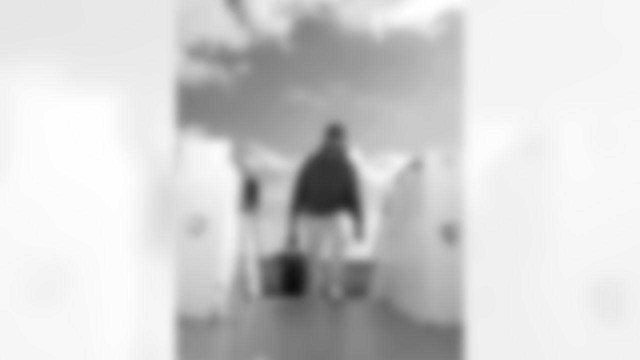 Matt Milano (58). Buffalo Bills Travel to Houston, November 19, 2025 at Buffalo Niagara International Airport.