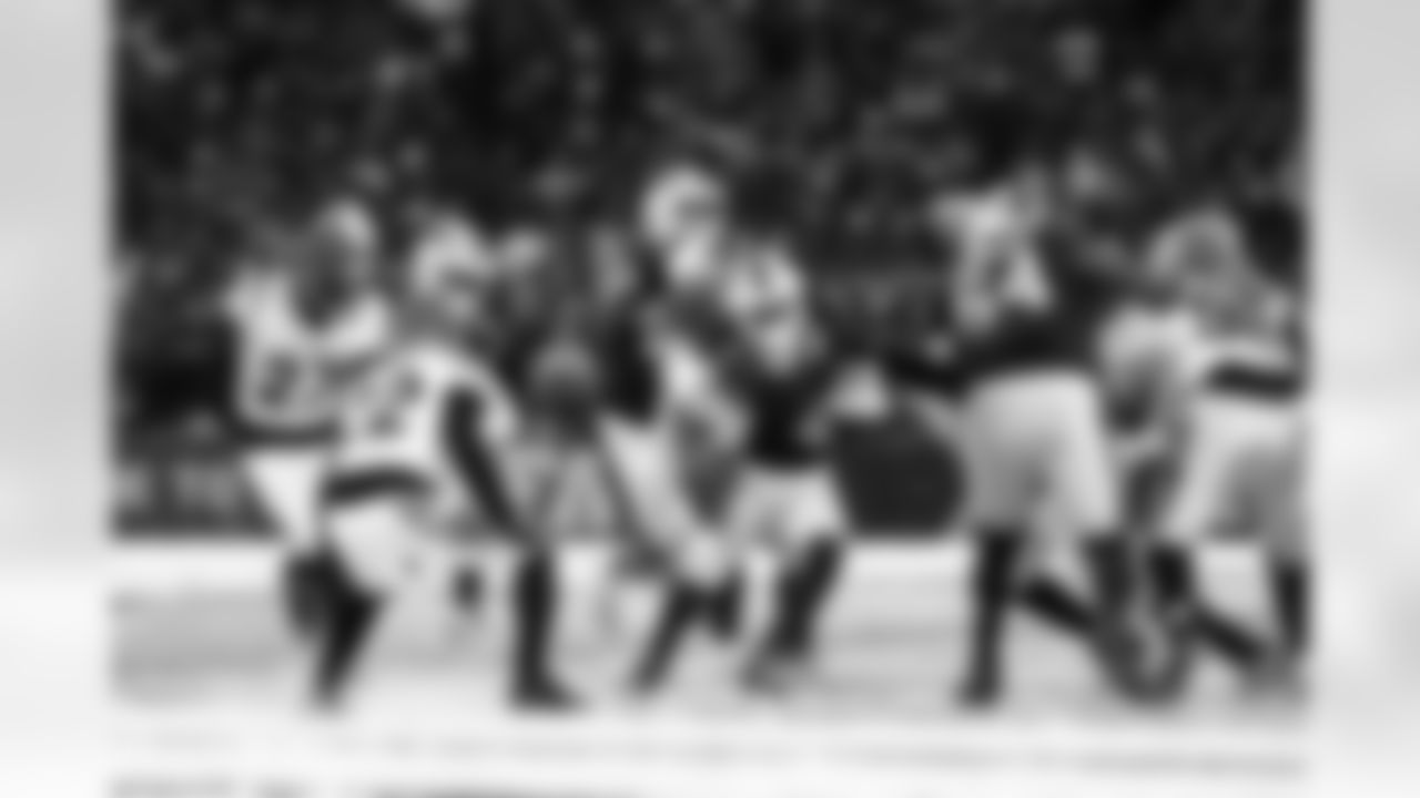 Buffalo Bills vs Cincinnati Bengals, Regular Season, December 07, 2025 at Highmark Stadium.