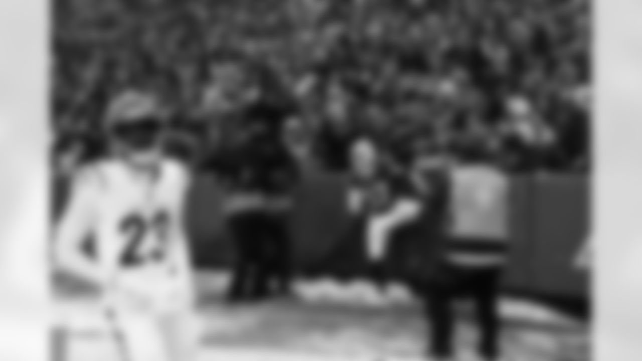 Buffalo Bills vs Cincinnati Bengals, Regular Season, December 07, 2025 at Highmark Stadium.