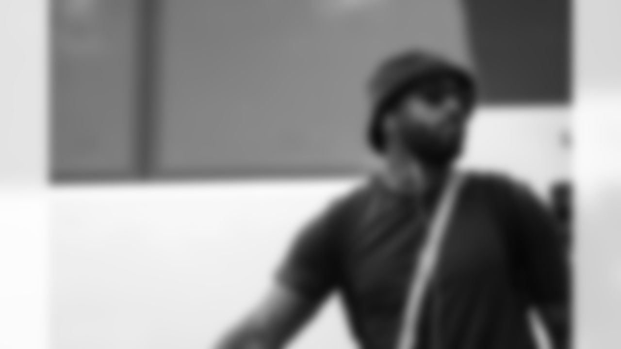 Miami Dolphins vs Buffalo Bills, Regular Season, November 09, 2025 at Hard Rock Stadium.