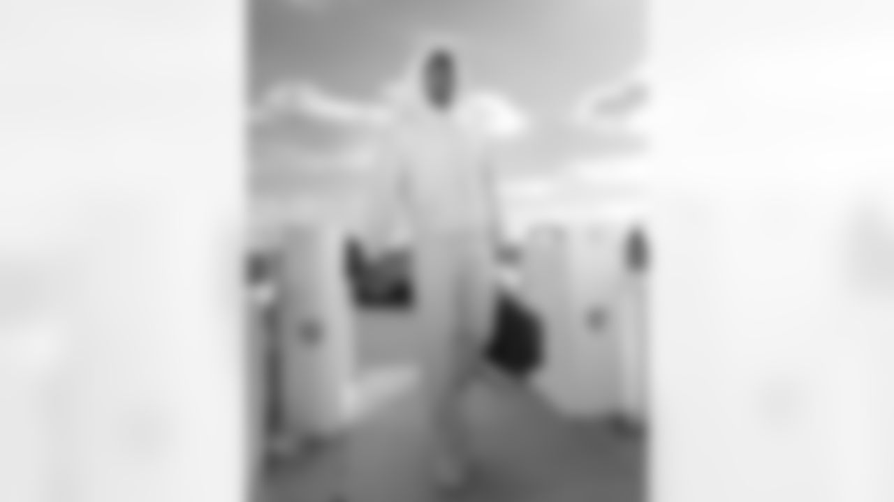 Sam Franklin Jr.(28). Buffalo Bills Travel to Houston, November 19, 2025 at Buffalo Niagara International Airport.