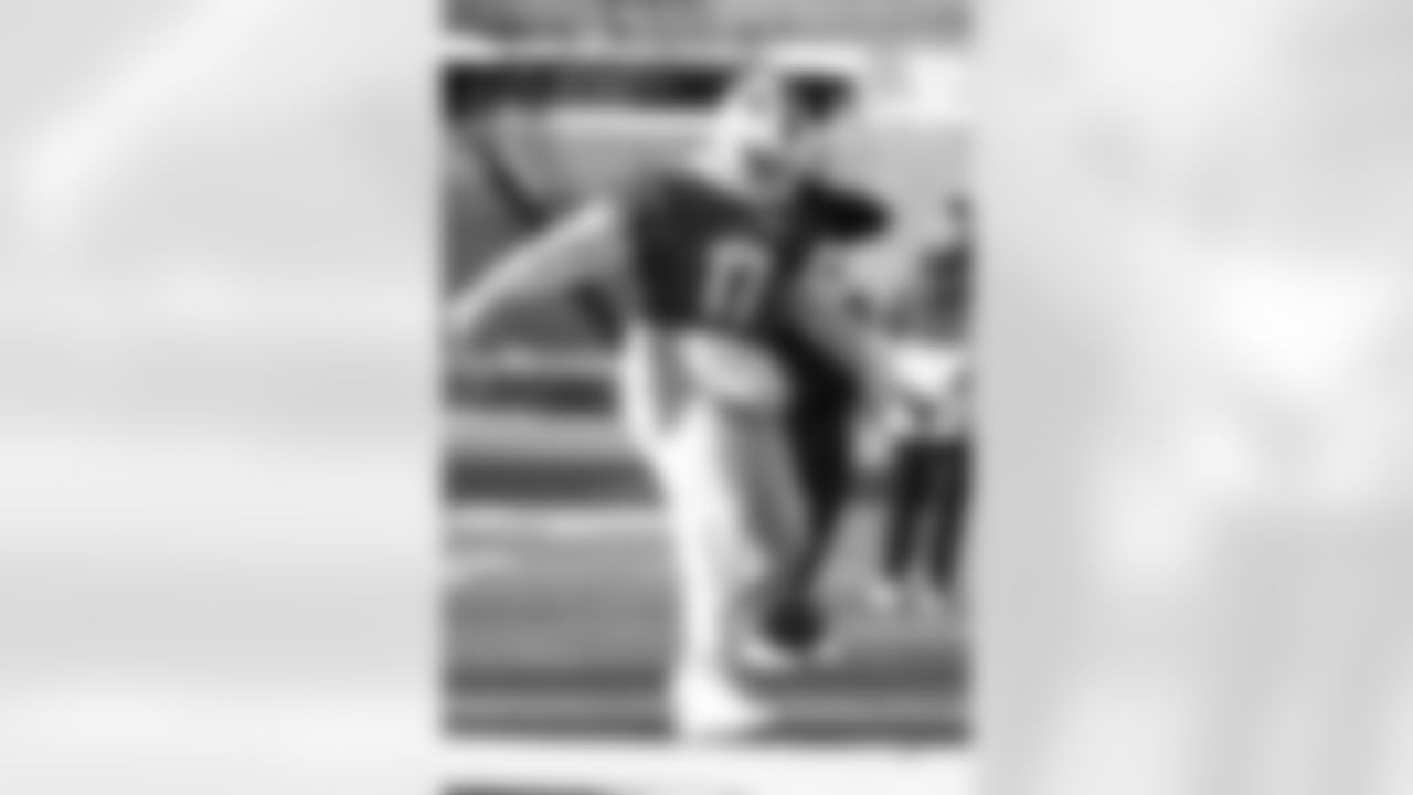 Josh Allen (17). Buffalo Bills Week 14 Practice, December 05, 2025 at Highmark Stadium.