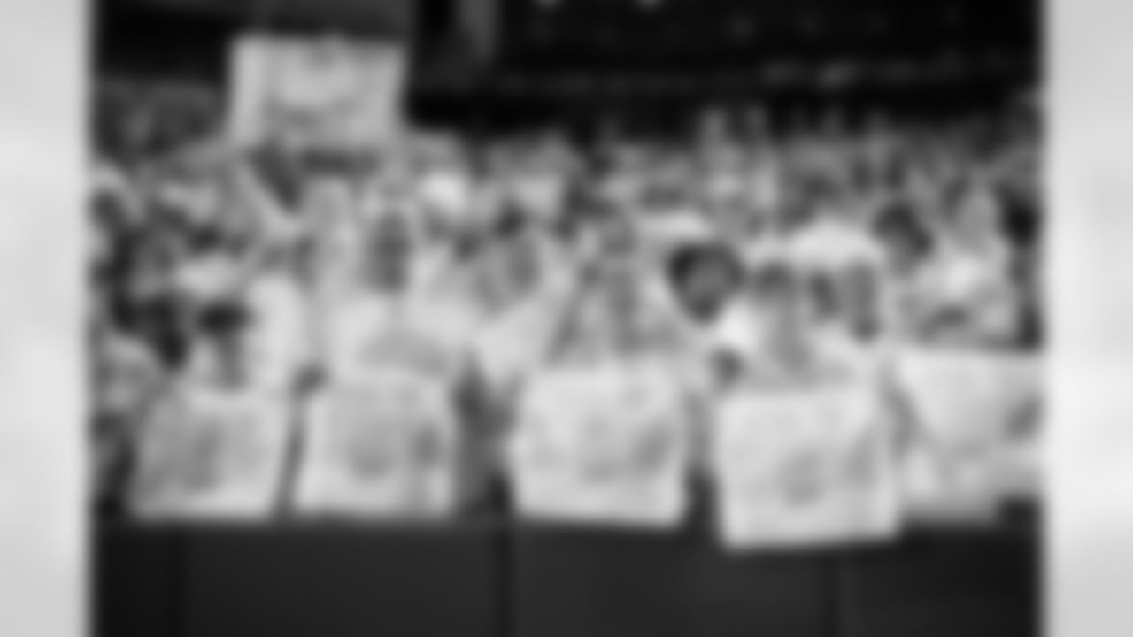 Buffalo Bills vs New England Patriots, Regular Season, October 05, 2025 at Highmark Stadium.