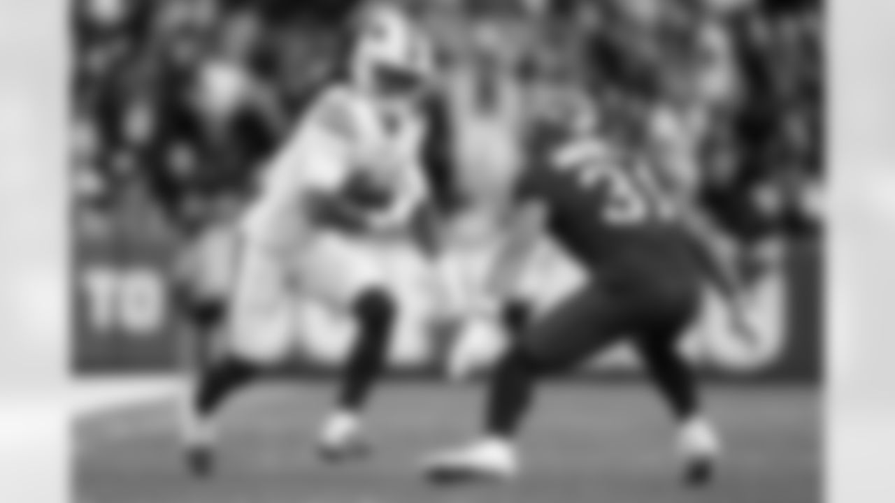 Buffalo Bills vs Tampa Bay Buccaneers, Regular Season, November 16, 2025 at Highmark Stadium.