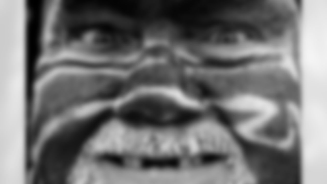 Buffalo Bills vs New York Jets, Regular Season, January 04, 2026 at Highmark Stadium.