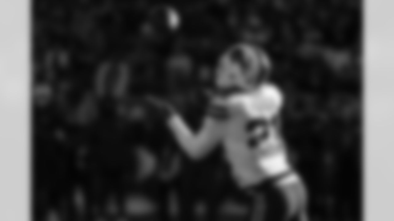 Cleveland Browns vs Buffalo Bills, Regular Season, December 21, 2025 at Huntington Bank Field.