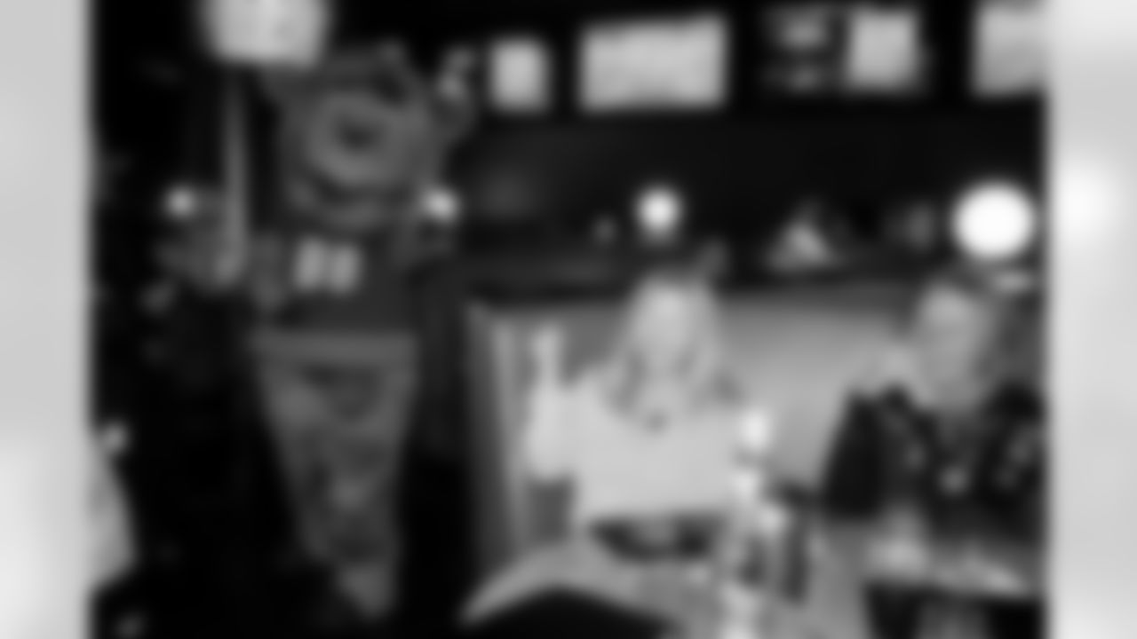 Bills v Chiefs Ontario Watch Party, November 02, 2025 at Real Sports Bar & Grill.