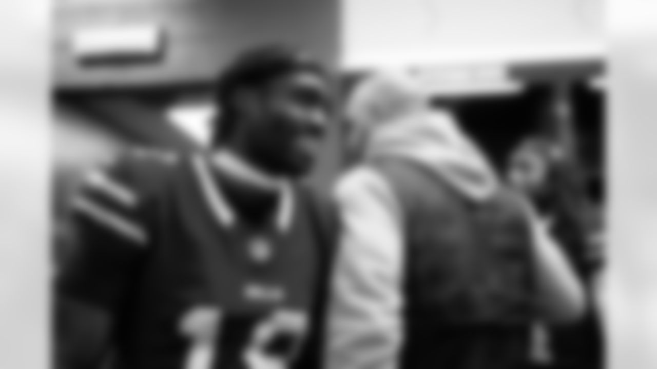 Buffalo Bills vs Cincinnati Bengals, Regular Season, December 07, 2025 at Highmark Stadium.