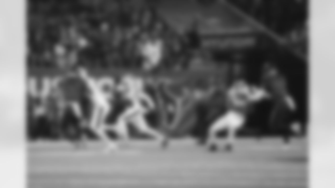 Houston Texans vs Buffalo Bills, Regular Season, November 20, 2025 at NRG Stadium.