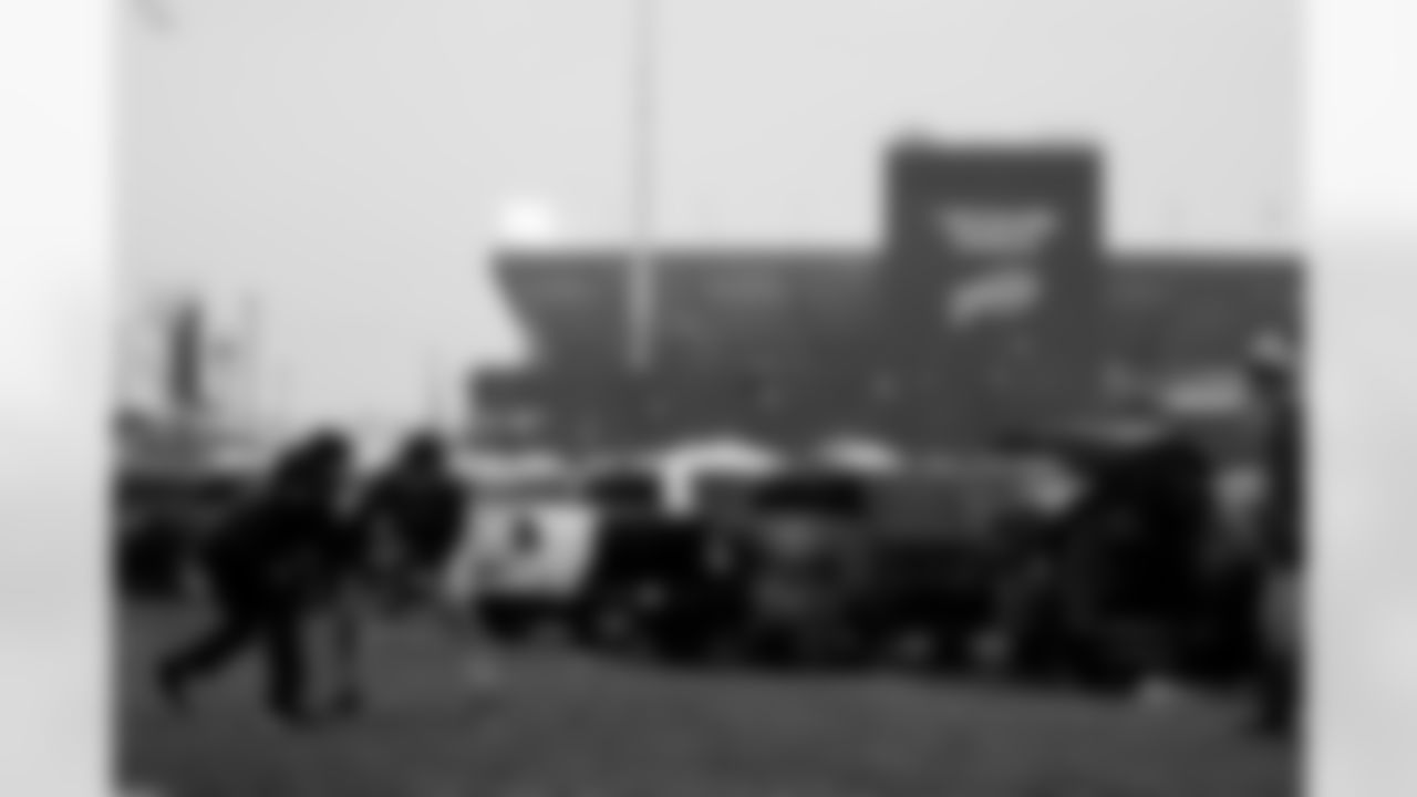 Buffalo Bills vs Philadelphia Eagles, Regular Season, December 28, 2025 at Highmark Stadium.