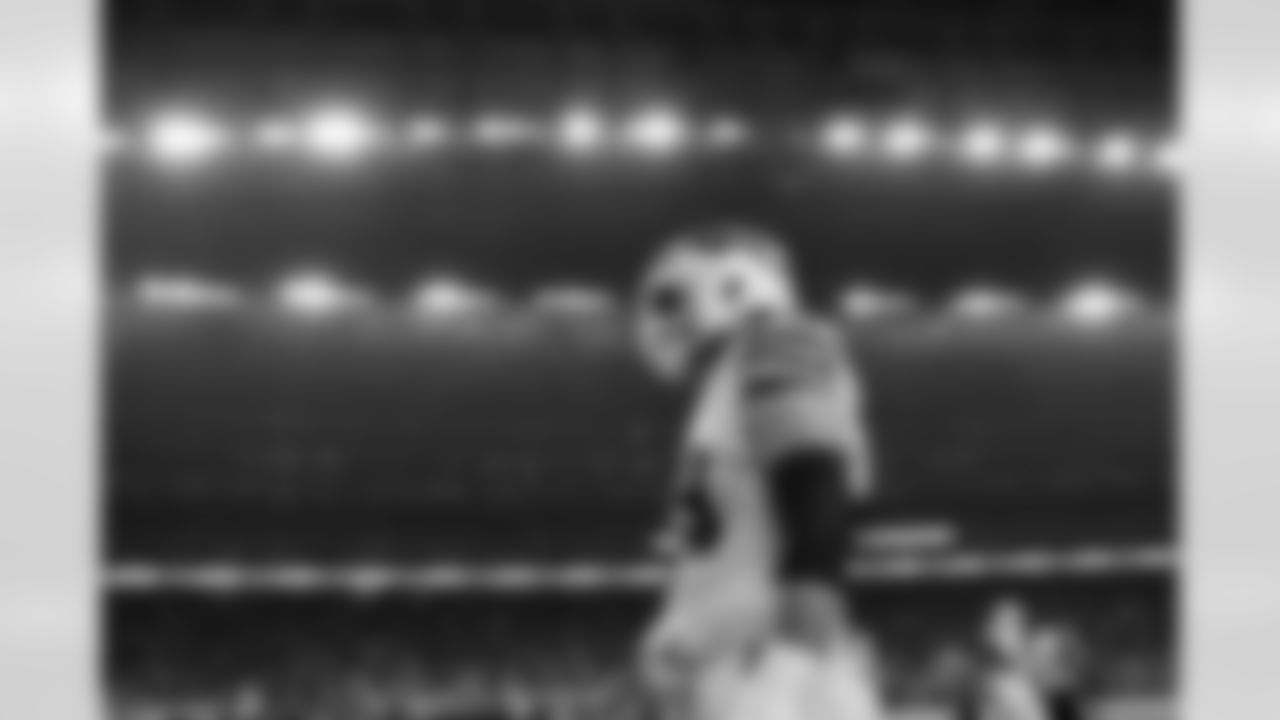 Houston Texans vs Buffalo Bills, Regular Season, November 20, 2025 at NRG Stadium.