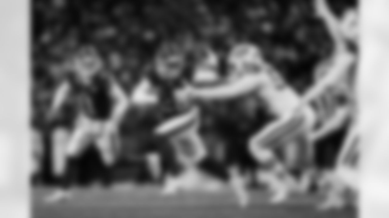 Buffalo Bills vs New York Jets, Regular Season, January 04, 2026 at Highmark Stadium.