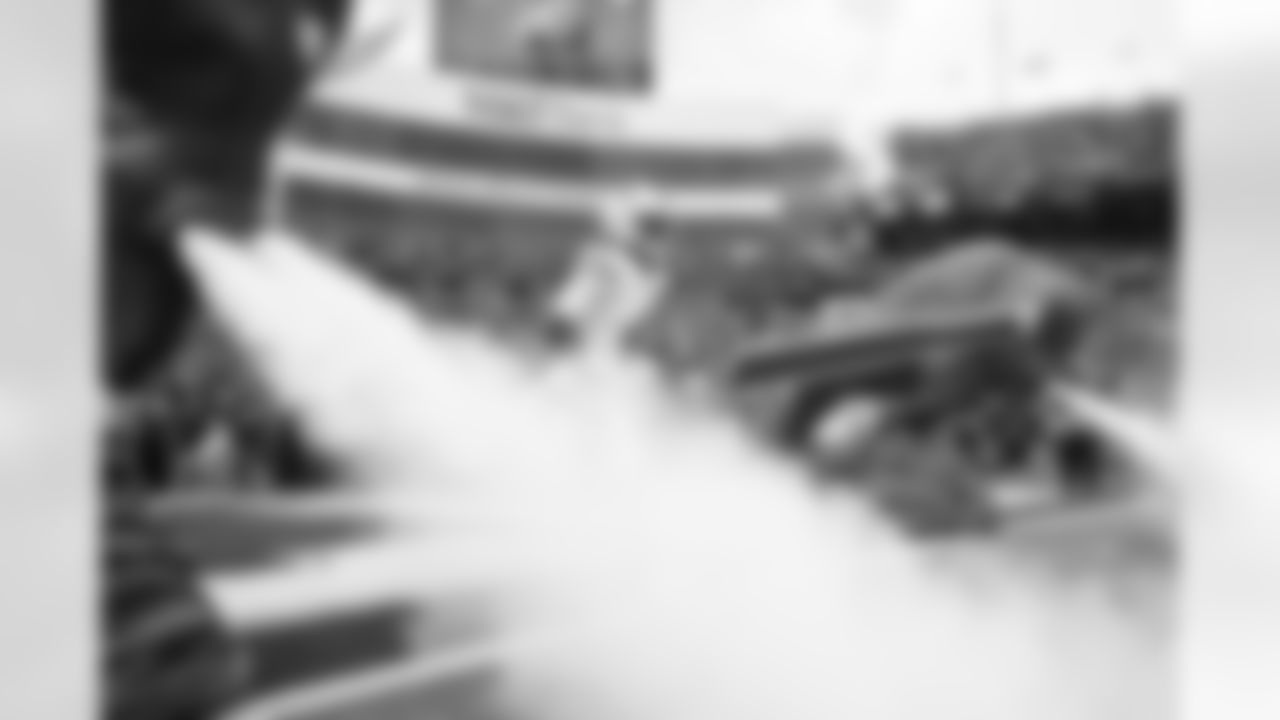 Buffalo Bills vs Tampa Bay Buccaneers, Regular Season, November 16, 2025 at Highmark Stadium.