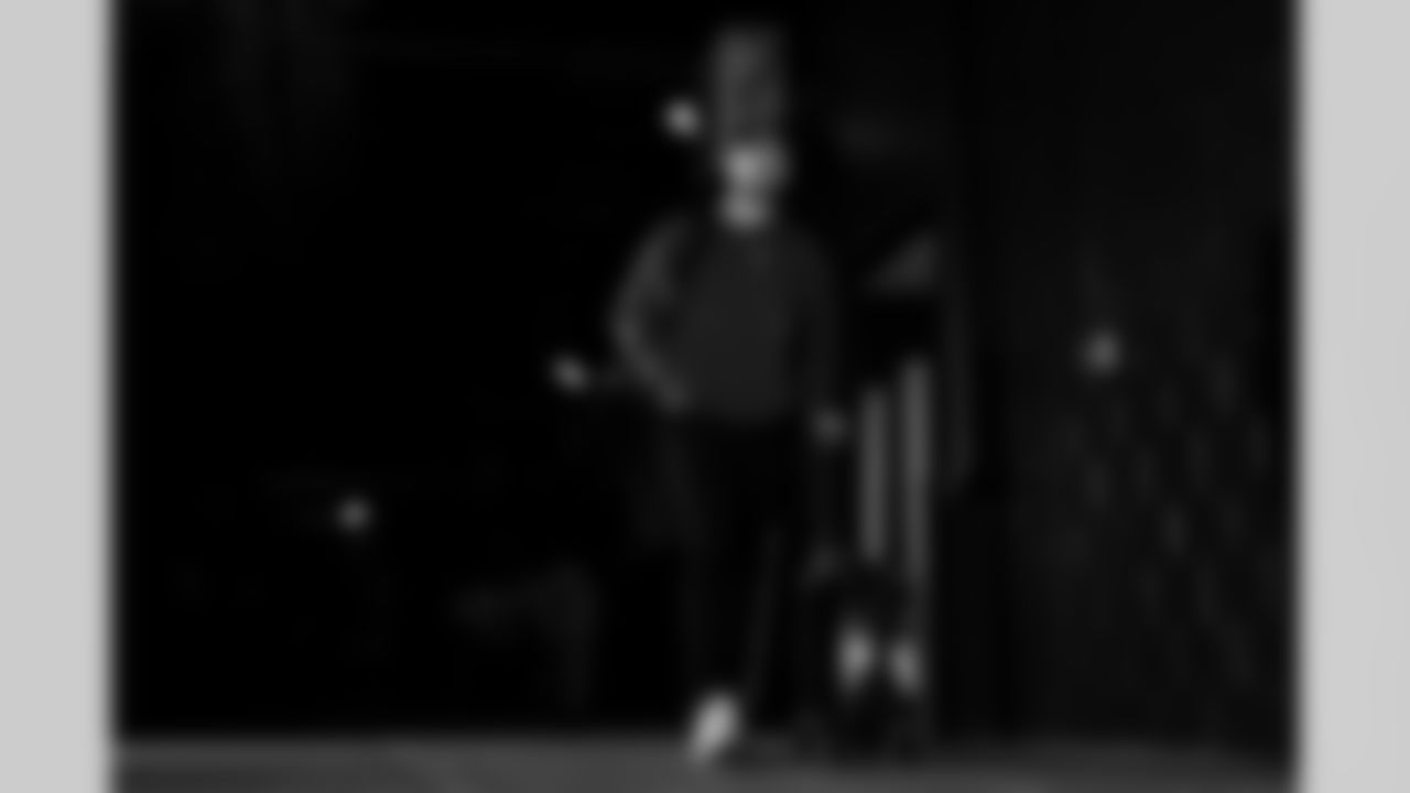 New England Patriots vs Buffalo Bills, Regular Season, December 14, 2025 at Gillette Stadium.