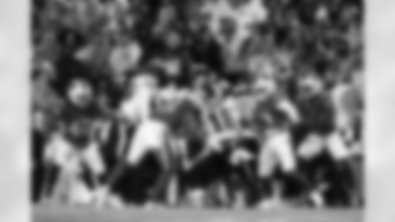 Buffalo Bills vs Philadelphia Eagles, Regular Season, December 28, 2025 at Highmark Stadium.