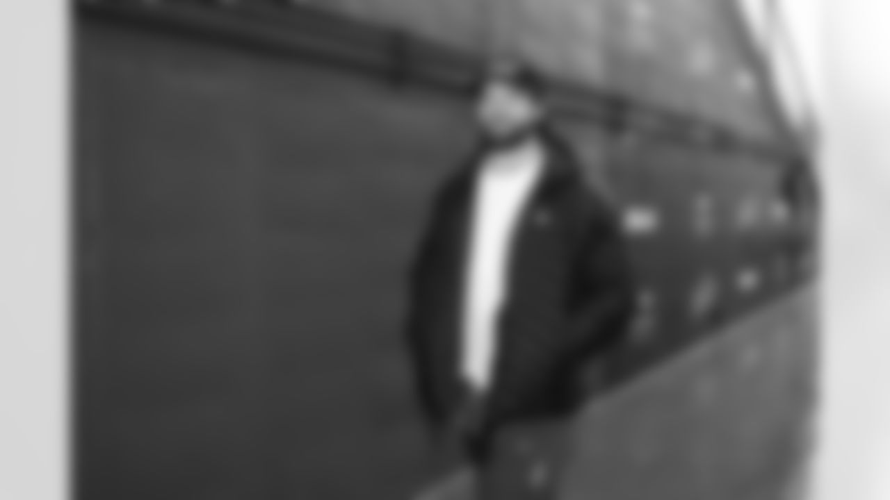 Buffalo Bills vs Philadelphia Eagles, Regular Season, December 28, 2025 at Highmark Stadium.