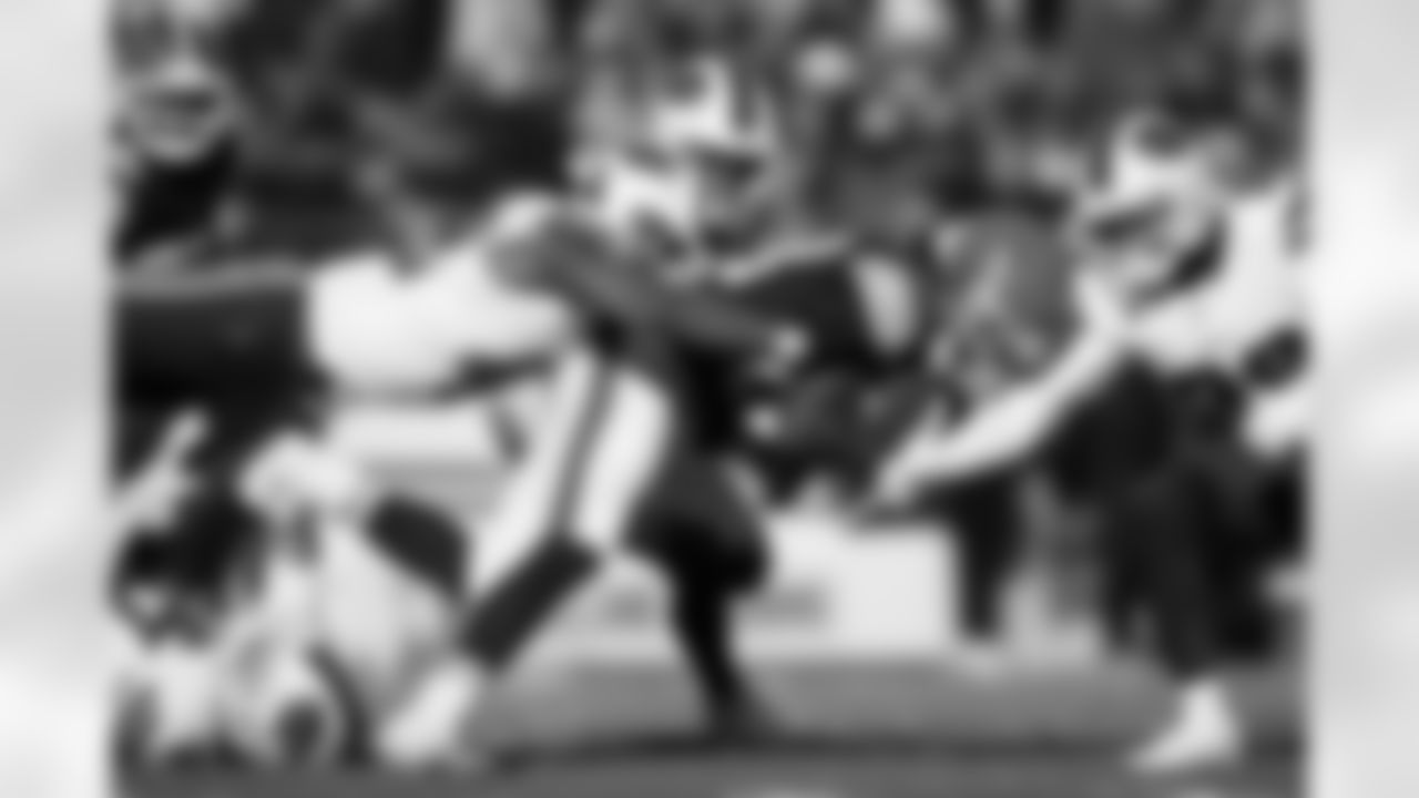 Cleveland Browns vs Buffalo Bills, Regular Season, December 21, 2025 at Huntington Bank Field.