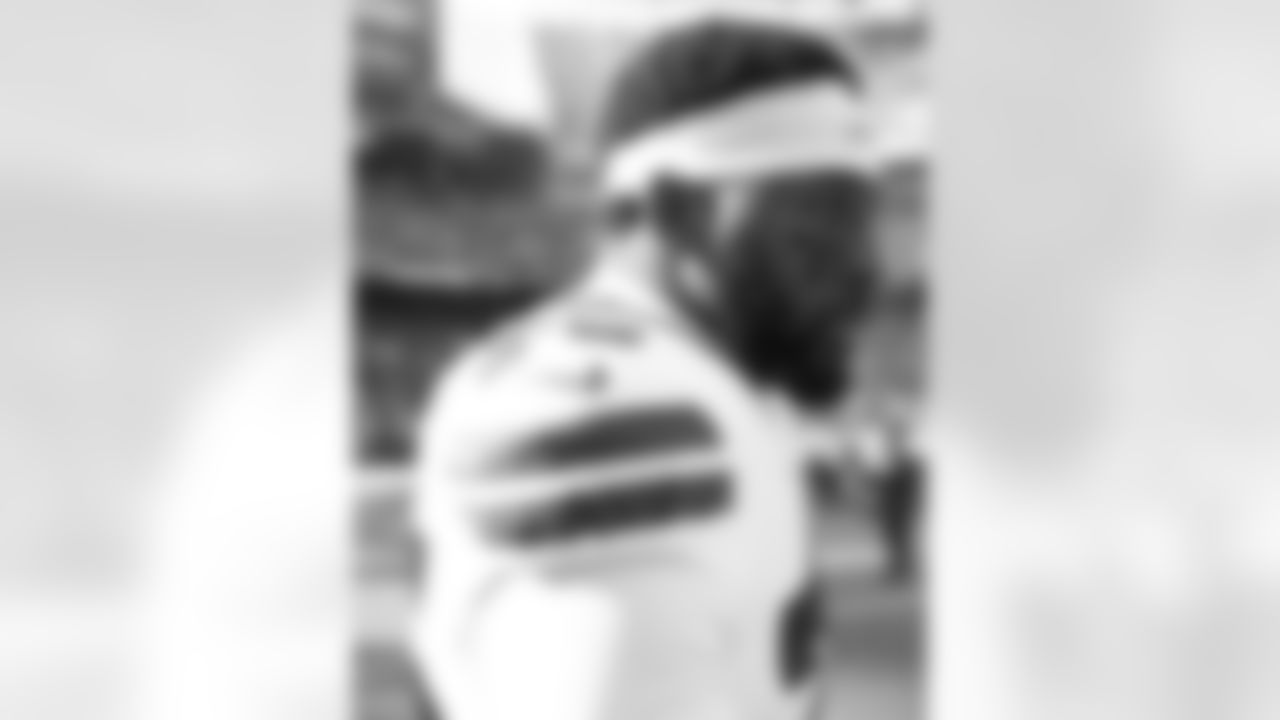 Cleveland Browns vs Buffalo Bills, Regular Season, December 21, 2025 at Huntington Bank Field.