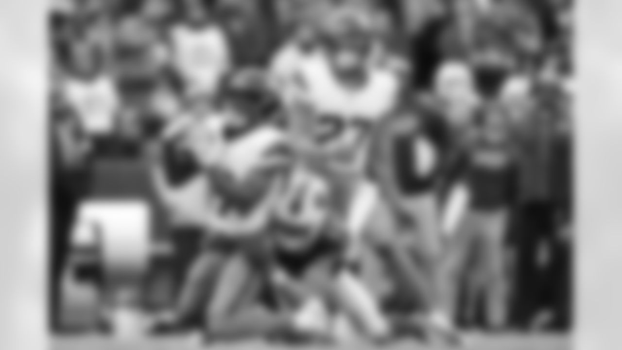 Buffalo Bills vs Denver Broncos, Wild Card Weekend, January 12, 2025 at Highmark Stadium.