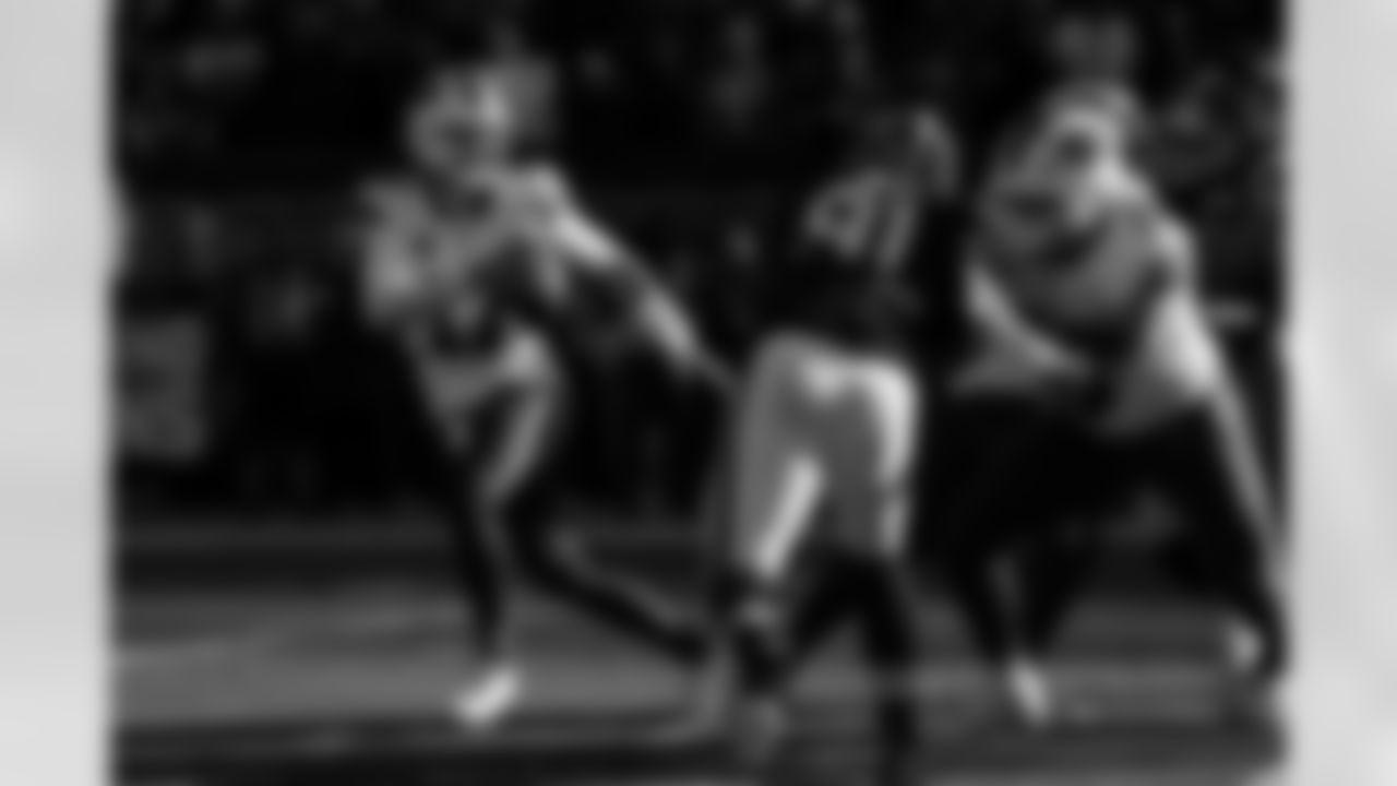 Cleveland Browns vs Buffalo Bills, Regular Season, December 21, 2025 at Huntington Bank Field.