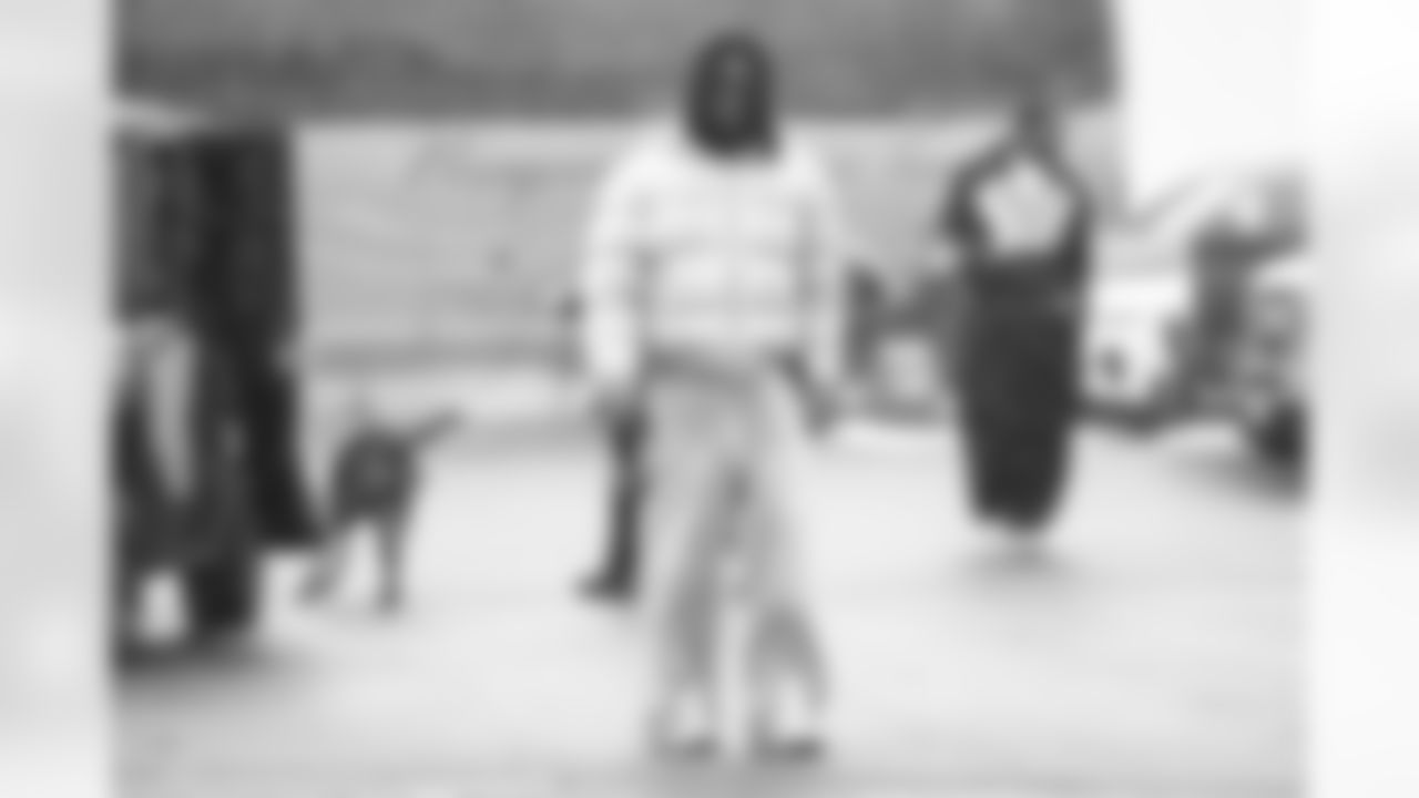 Buffalo Bills vs Cincinnati Bengals, Regular Season, December 07, 2025 at Highmark Stadium.