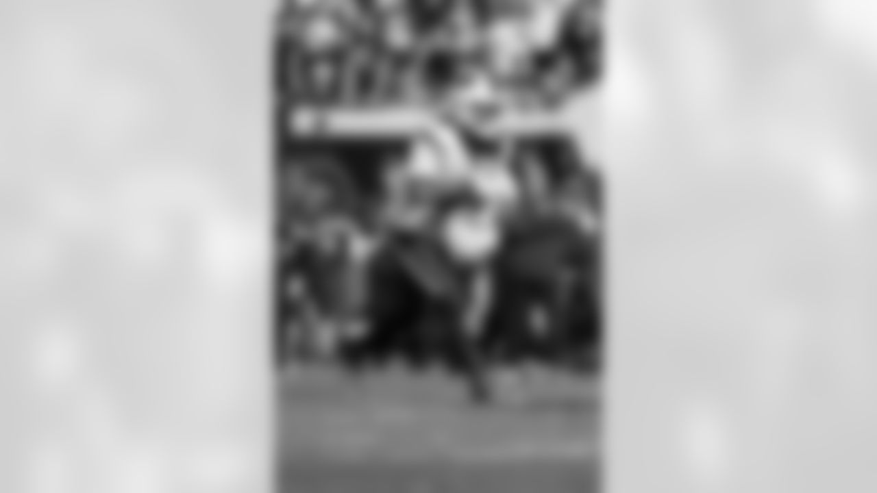 Buffalo Bills vs Jacksonville Jaguars, Wild Card Weekend, January 11, 2026 at EverBank Stadium.