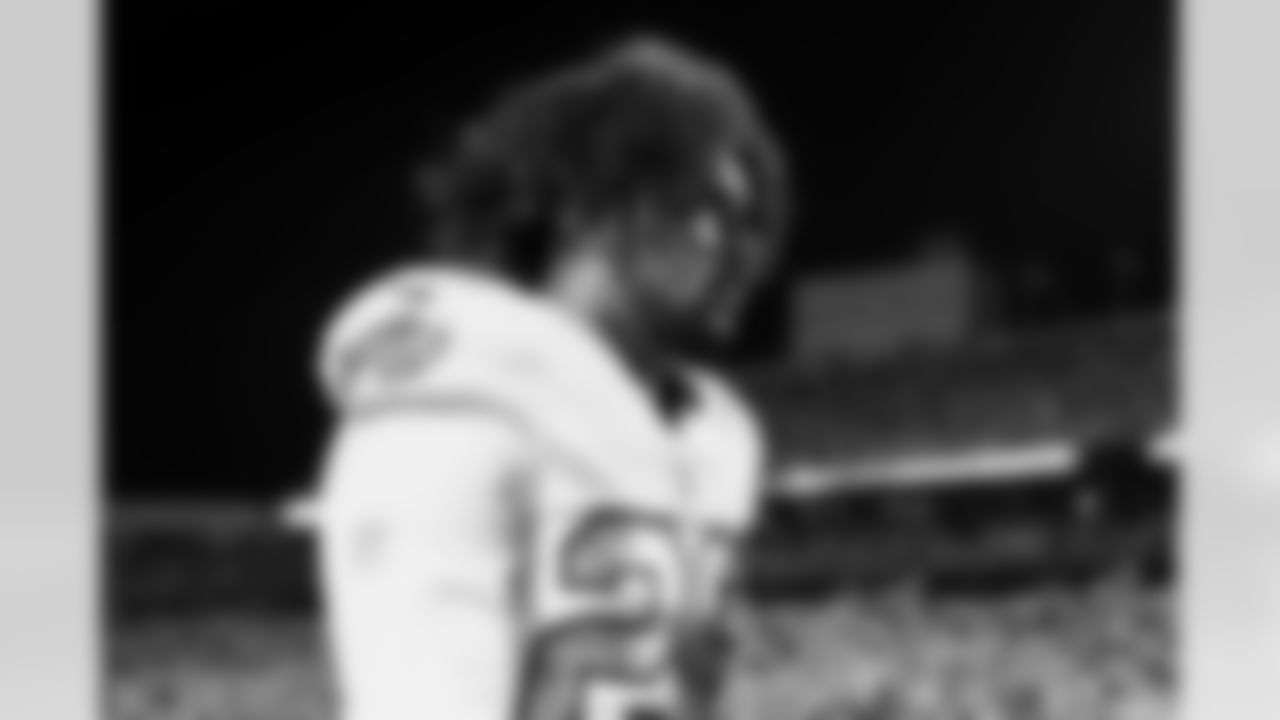 Buffalo Bills vs New England Patriots, Regular Season, October 05, 2025 at Highmark Stadium.