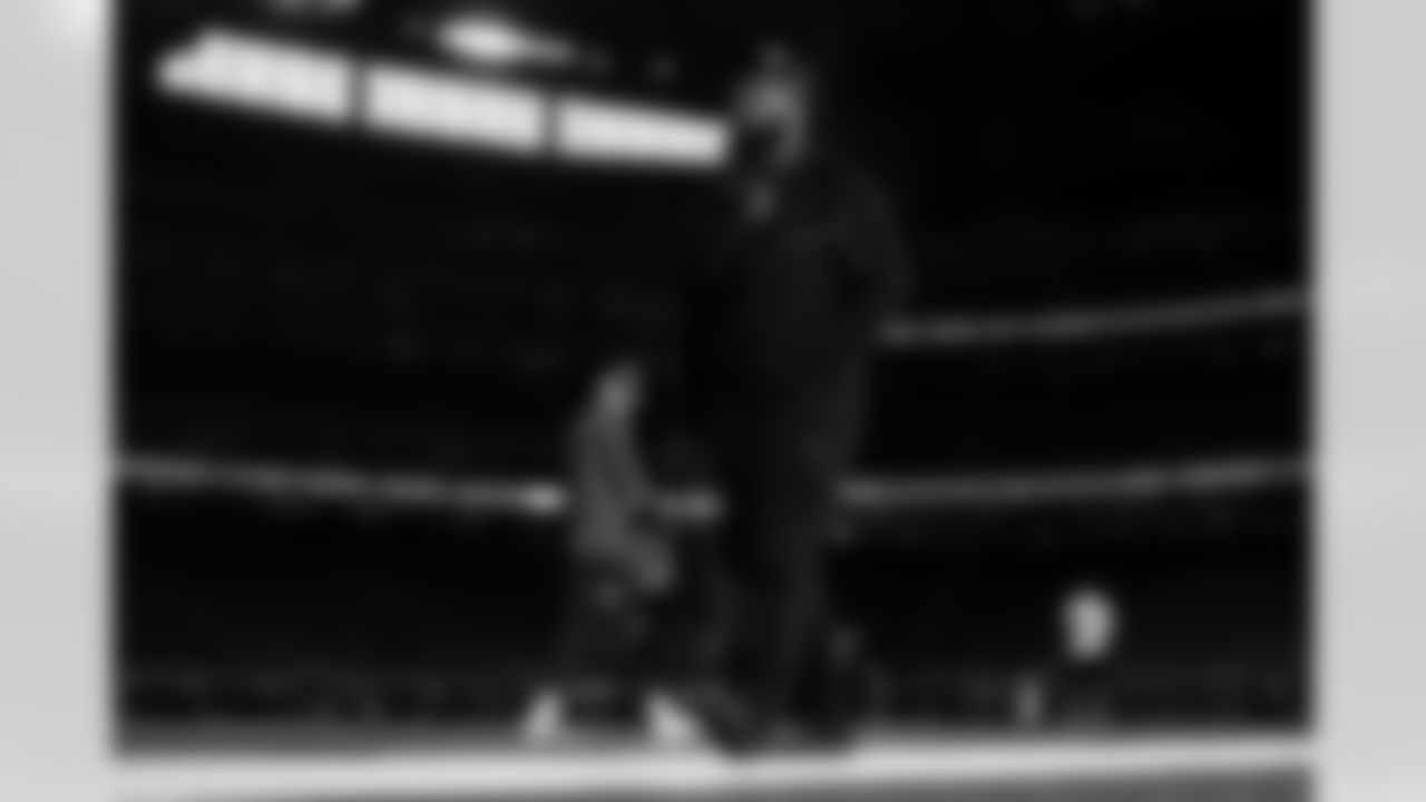 Houston Texans vs Buffalo Bills, Regular Season, November 20, 2025 at NRG Stadium.