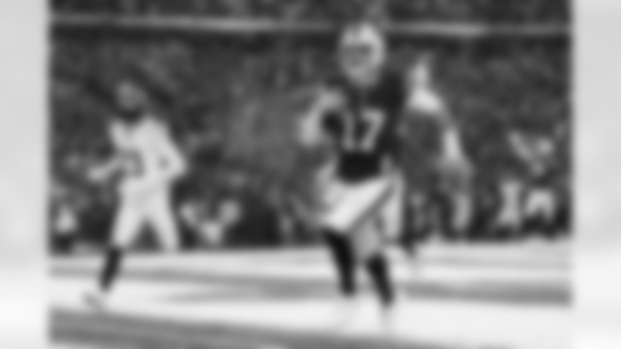 Buffalo Bills vs Cincinnati Bengals, Regular Season, December 07, 2025 at Highmark Stadium.