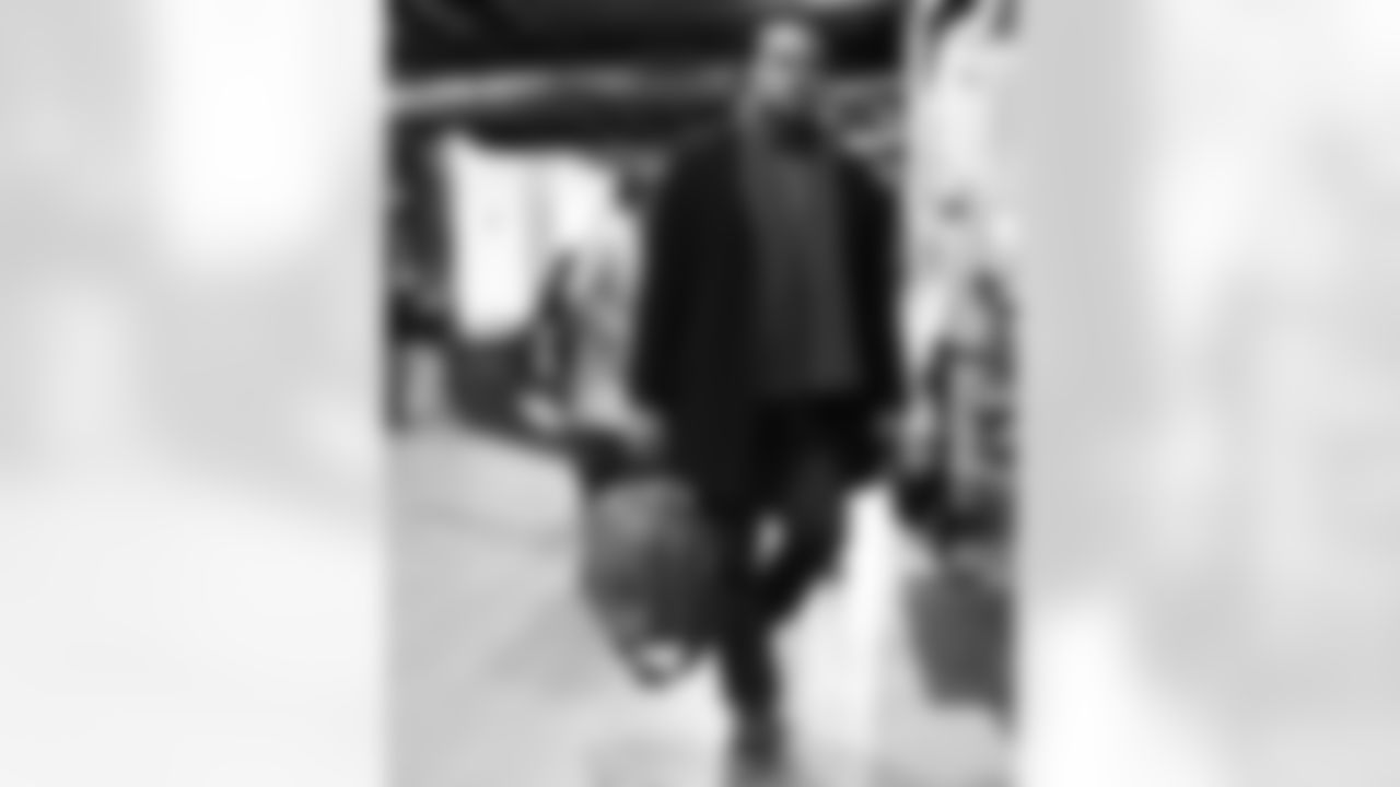 Buffalo Bills vs Denver Broncos, Divisional Game, January 17, 2026 at Empower Field at Mile High.