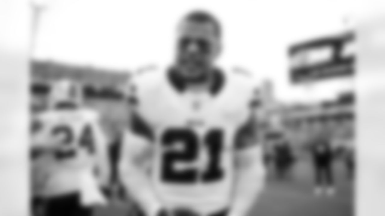 Buffalo Bills vs Jacksonville Jaguars, Wild Card Weekend, January 11, 2026 at EverBank Stadium.