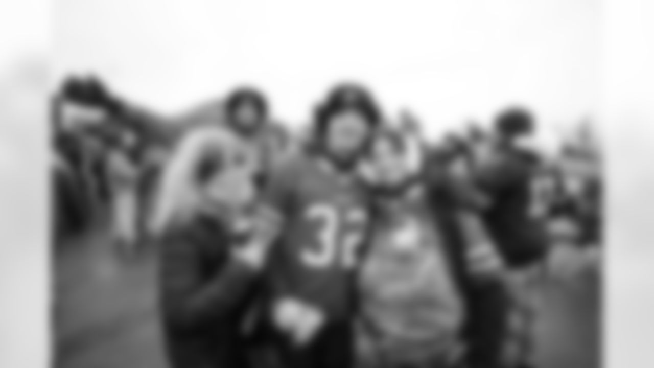 Buffalo Bills vs New York Jets, Regular Season, January 04, 2026 at Highmark Stadium.