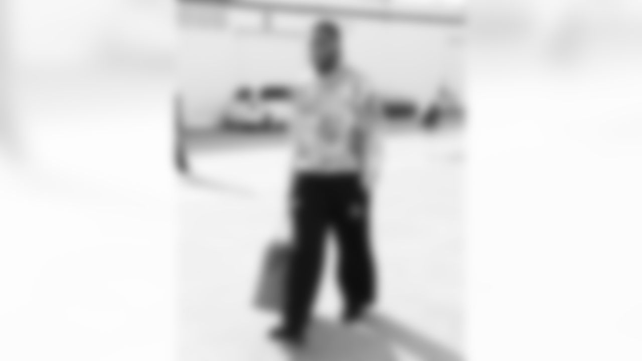 Cam Lewis (39). Buffalo Bills Travel to Miami, November 08, 2025 at Buffalo Niagara International Airport.