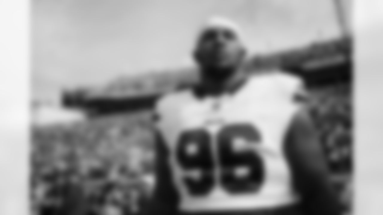 Buffalo Bills vs Jacksonville Jaguars, Wild Card Weekend, January 11, 2026 at EverBank Stadium.