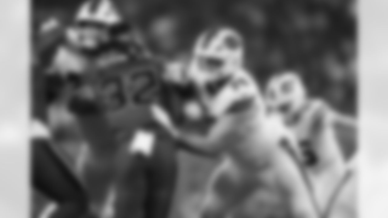 Houston Texans vs Buffalo Bills, Regular Season, November 20, 2025 at NRG Stadium.