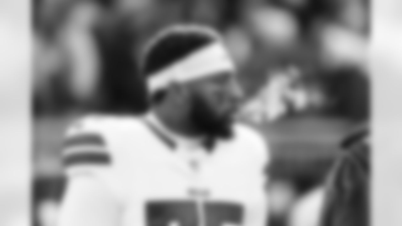 Cleveland Browns vs Buffalo Bills, Regular Season, December 21, 2025 at Huntington Bank Field.