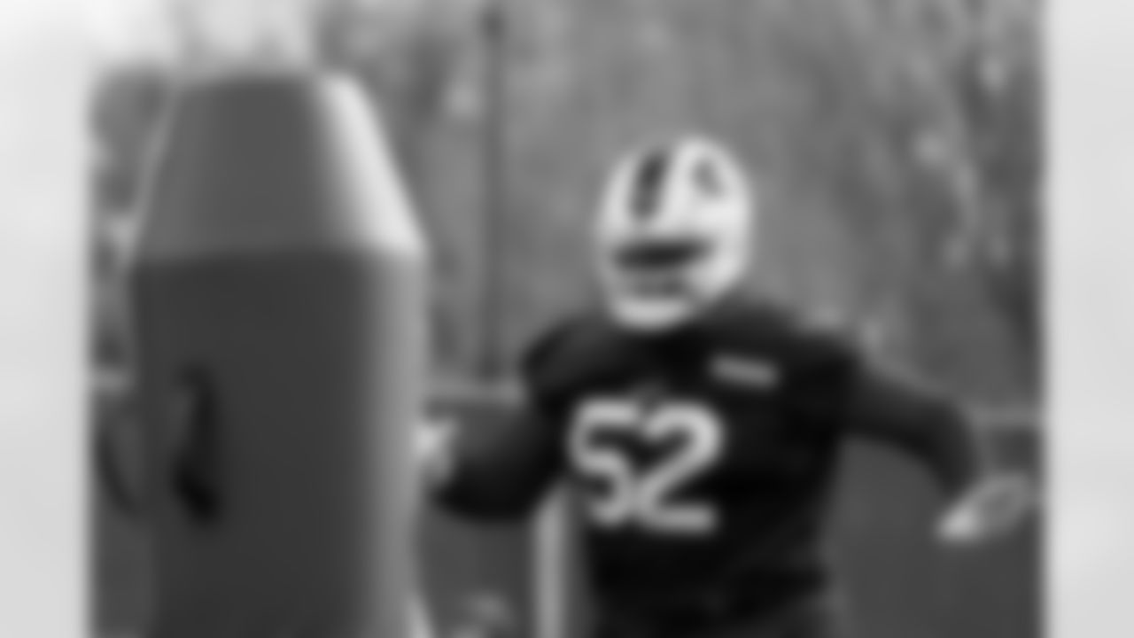 Jordan Phillips (52). Buffalo Bills Week 8 Practice, October 24, 2025 at Buffalo Bills Training Center.