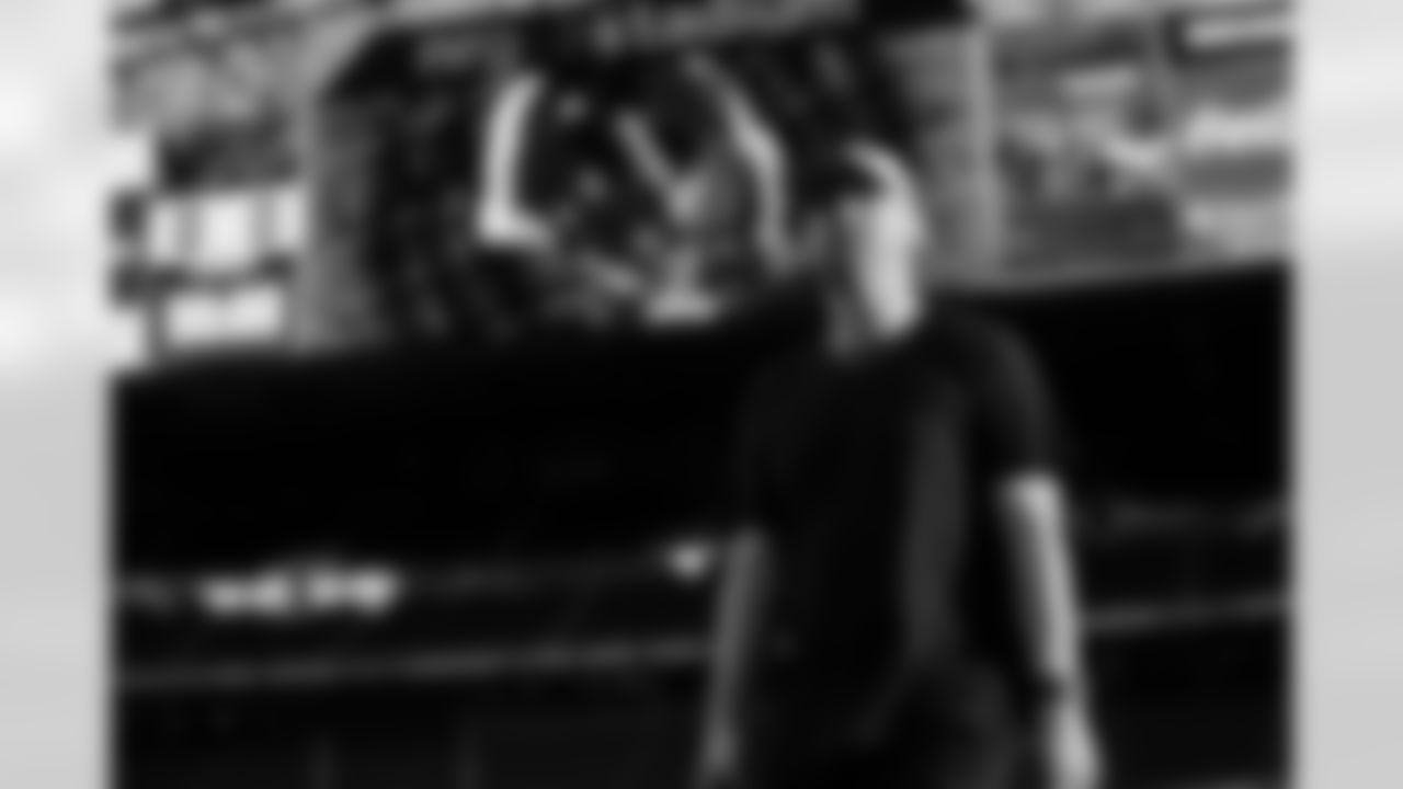 Houston Texans vs Buffalo Bills, Regular Season, November 20, 2025 at NRG Stadium.