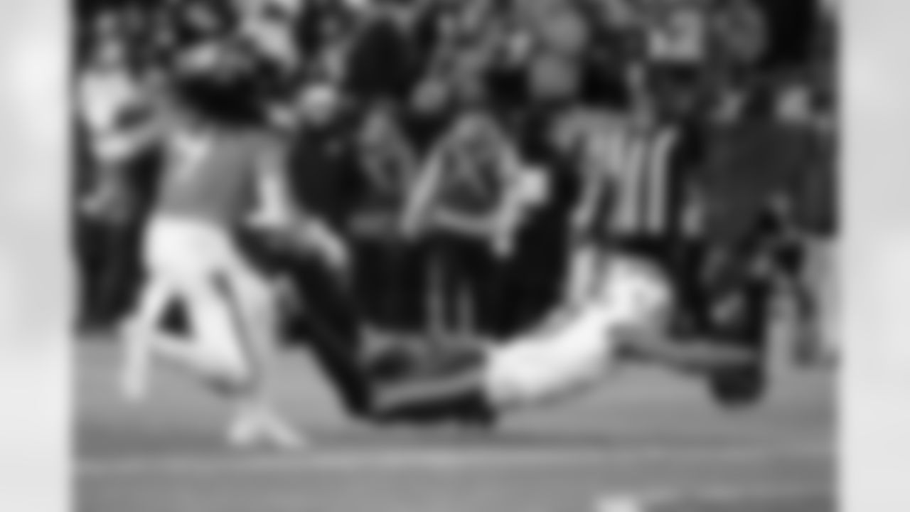 Buffalo Bills vs Denver Broncos, Divisional Game, January 17, 2026 at Empower Field at Mile High.