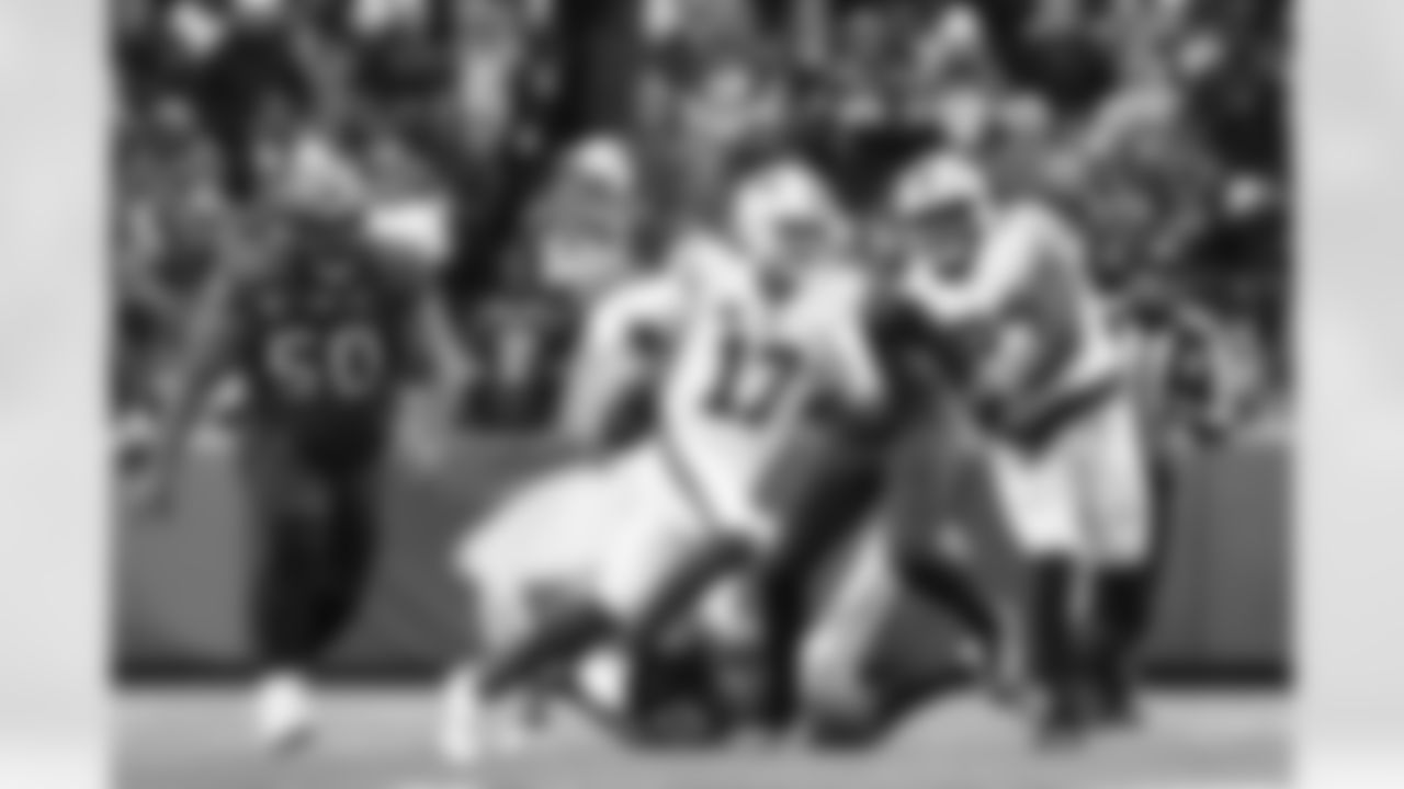 Buffalo Bills vs Tampa Bay Buccaneers, Regular Season, November 16, 2025 at Highmark Stadium.