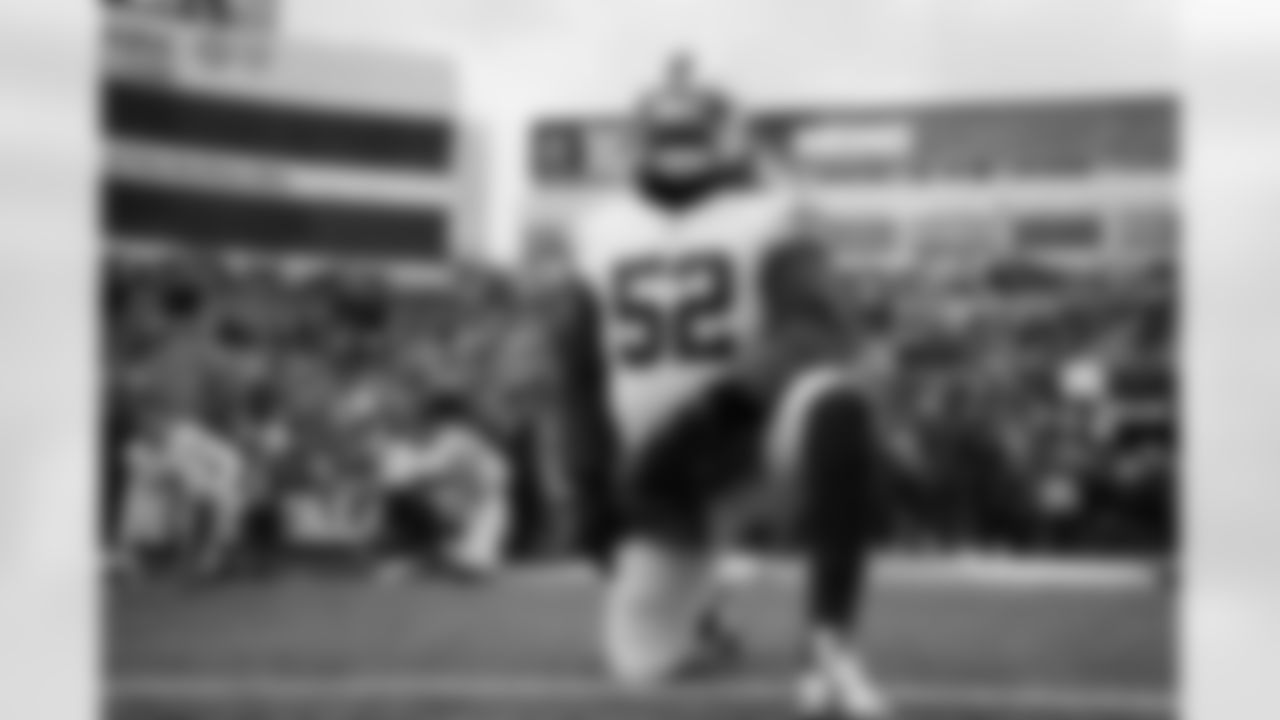 Buffalo Bills vs Tampa Bay Buccaneers, Regular Season, November 16, 2025 at Highmark Stadium.