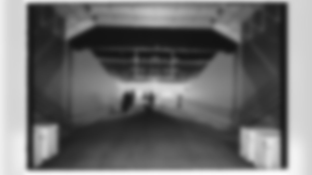 Buffalo Bills vs Tampa Bay Buccaneers, Regular Season, November 17, 2025 at Highmark Stadium.