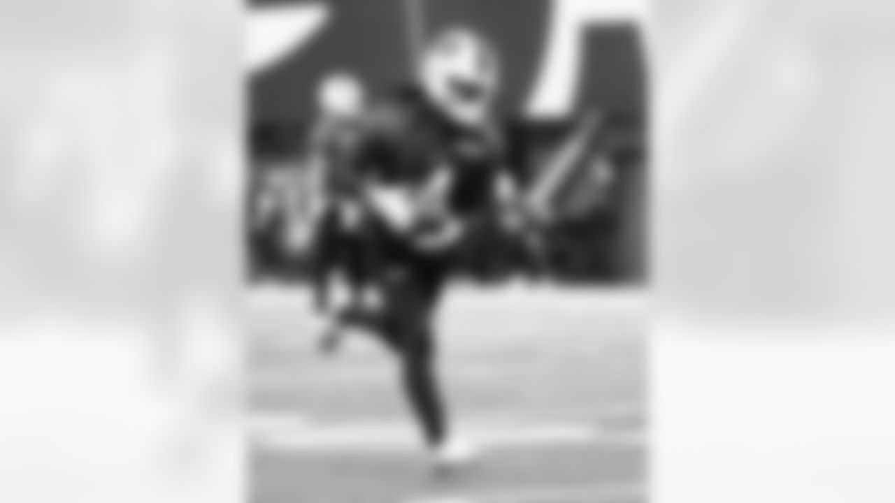 James Cook (4). Buffalo Bills Week 9 Practice, October 30, 2025 at the Buffalo Bills Training Center.