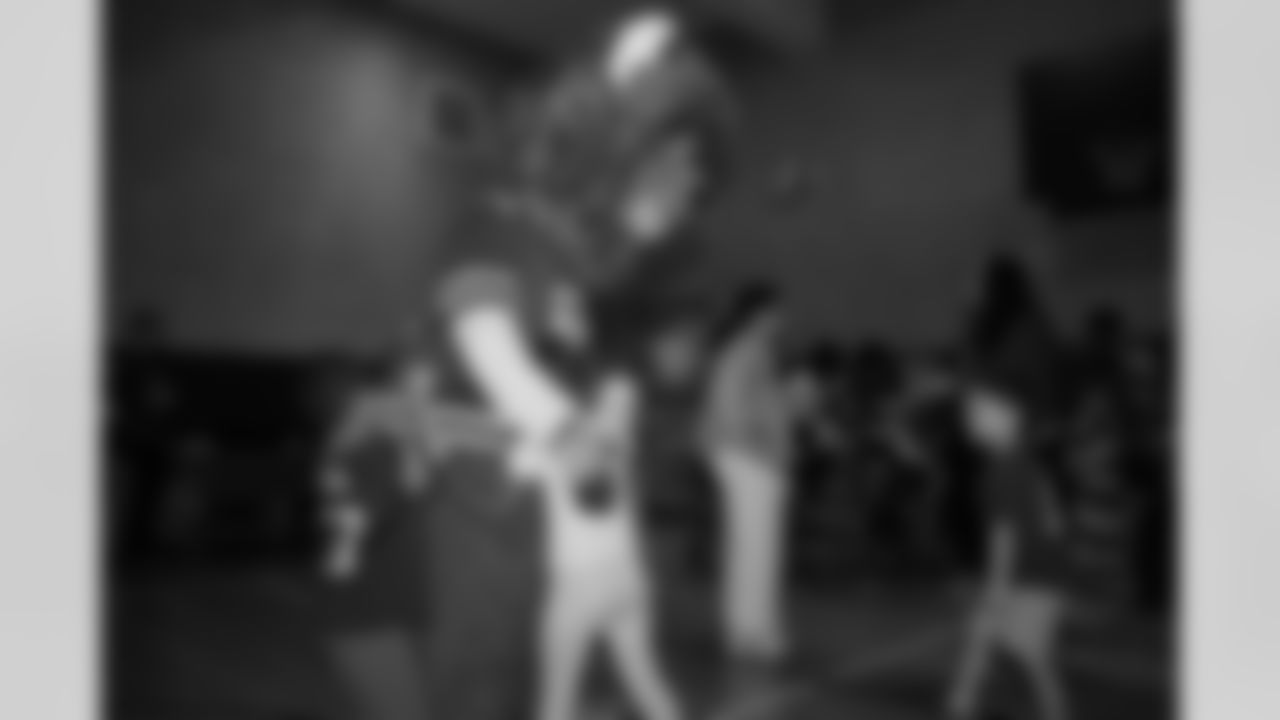 Huddle for Hunger Community Visit, October 16, 2025 at Arthur O. Eve, Buffalo Public School #61.