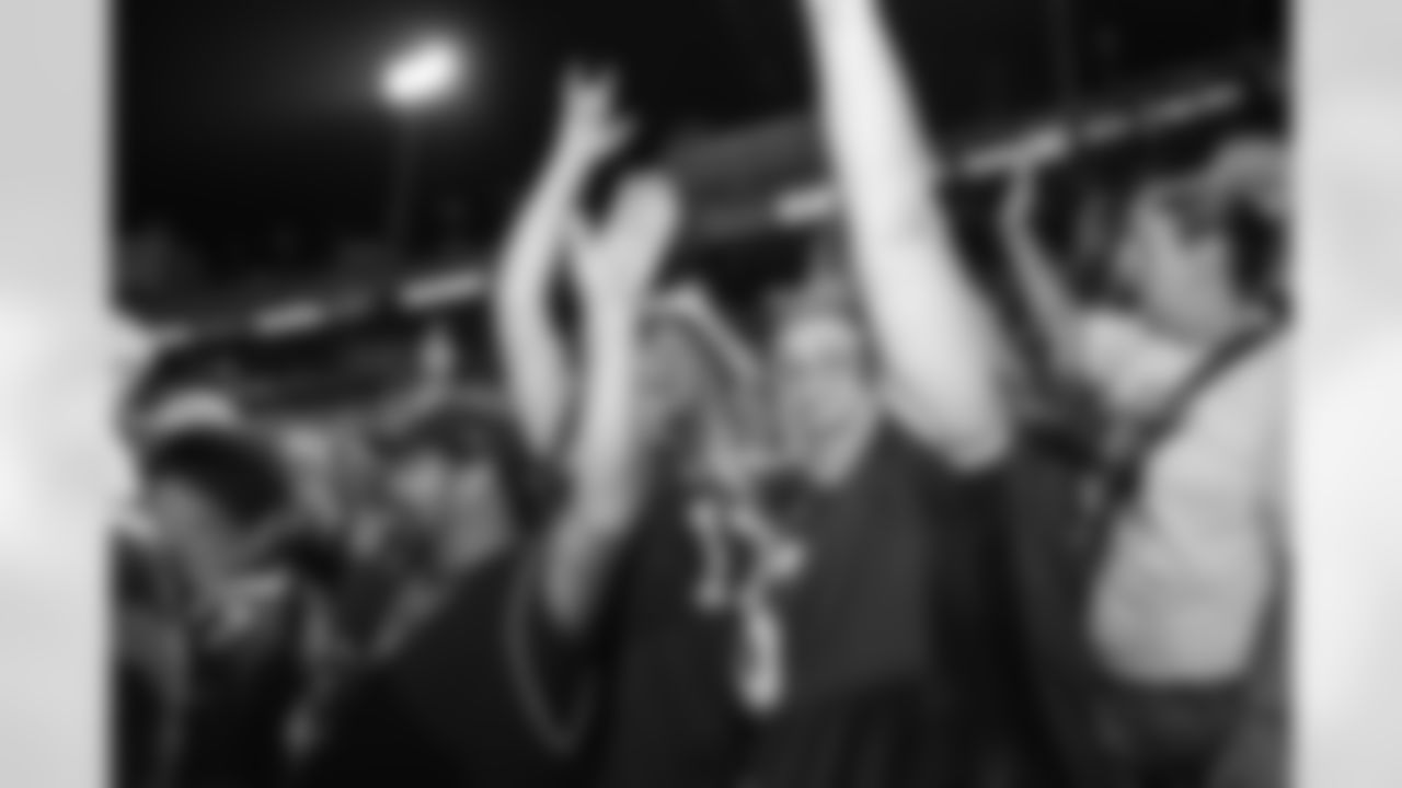 Buffalo Bills vs Miami Dolphins, Regular Season, September 17, 2025 at Highmark Stadium.