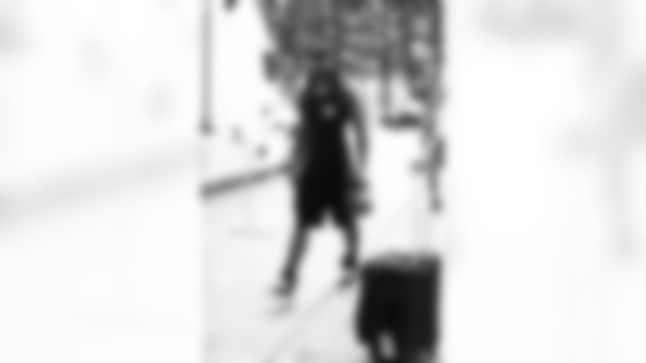 Miami Dolphins vs Buffalo Bills, Regular Season, November 09, 2025 at Hard Rock Stadium.