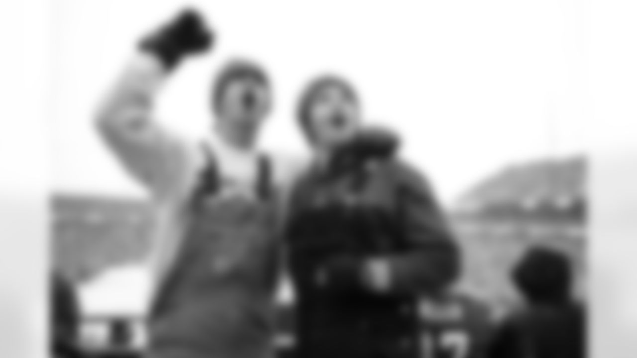 Buffalo Bills vs Cincinnati Bengals, Regular Season, December 07, 2025 at Highmark Stadium.